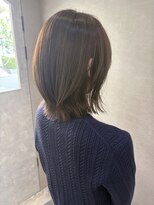エストレーラ(estrela)&nbsp;『estrela』外国人風 切りっぱなし外はねボブディ