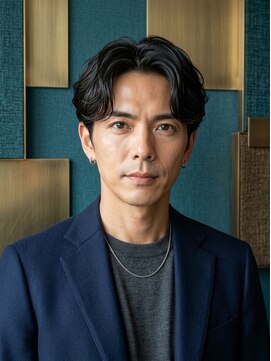 バーシャミ 博多(Baciami) 40代メンズ｜センターパート｜ニュアンスパーマ｜ビジネスヘア