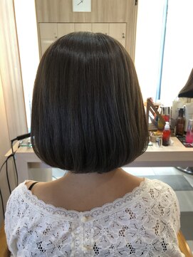 クイントネオリーブ 自由が丘正面口店(quint:neolive) 【neolive quint 自由が丘】岩崎裕貴 Neolive スタイル