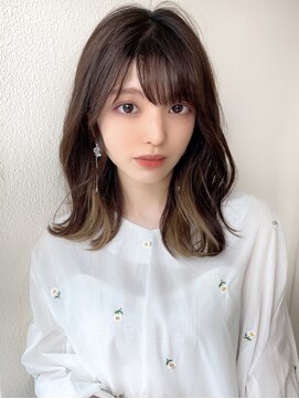 アフロート ディル(AFLOAT D'L) みきな　韓国ヘア　ヨシンモリ　オルチャン　小顔　顔まわり