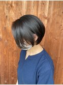 ショートボブ×ネイビーカラー/刈り上げボブ◎20代30代40代50代