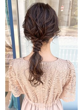 リタ(Lita) 結婚式/お呼ばれヘア/ドレスアップ/あみおろしヘアアレンジ