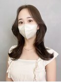 オリーブベージュワンホンヘア_グレージュカラーボブ_ba404631