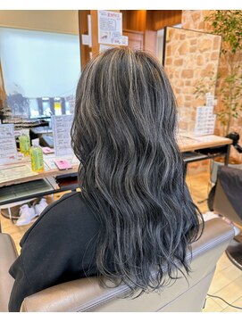 ヘアリゾートハピネス ハイライト