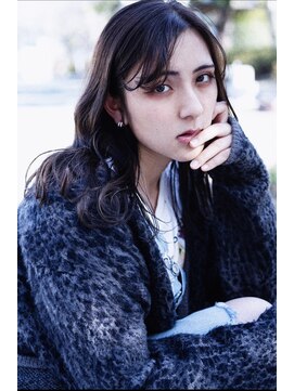 シック(Chic) イメチェン小顔前髪外ハネボブ大人可愛いグレージュカラー