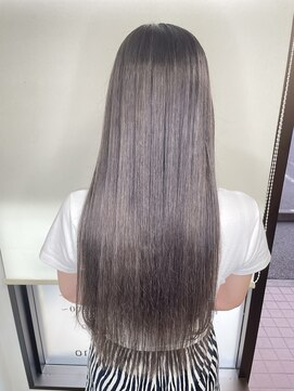 アイズ 本厚木(AIZU) 艶グレージュ