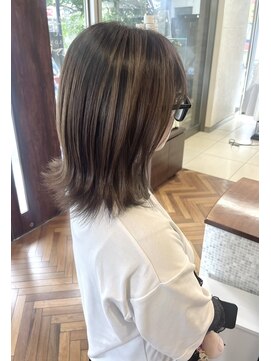 ファーレンピュアスウィート(fahren-pure-suite) グレージュカラー