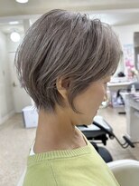 アトリエリーベル 大人のハイトーンショート×ミルクティグレージュ