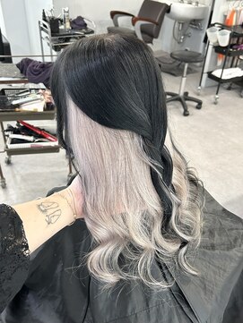 シェイロ(Cielro) 【黒×白カラー/アンブレラカラーこなれミディ】SAKI