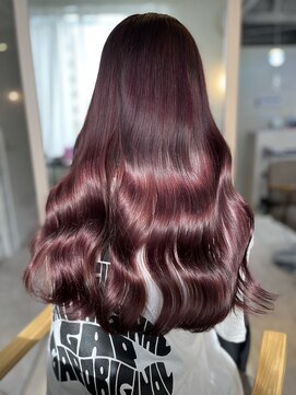 エルバイラビス 大宮(elu by lovis) momoka/チェリーレッド