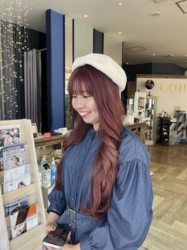 コワファースト 大分(COIFF1RST) ピンクベージュカラーのスーパーロングヘア