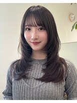 ノイカーム(noi Calm) 顔周りレイヤーカットくびれヘアミルクティーベージュカラー