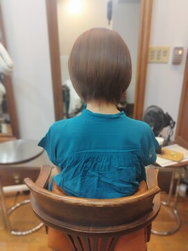 プリバート ショートボブ