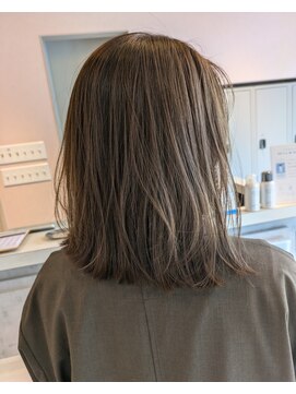 トゥーリ 二日市店(tuuli) 大人綺麗切りっぱなしスタイル