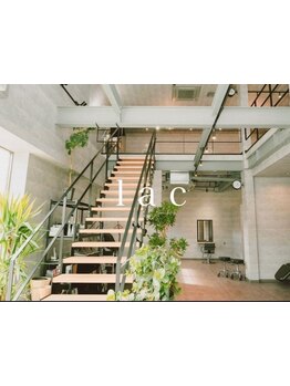 完全女性専門美容室【lac】では、世代別に担当スタイリストが指名可能♪あなたのお悩みも解決へ導きます＊