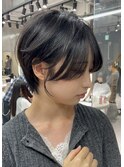 イメチェンショート外ハネボブ美髪似合わせカットダークアッシュ