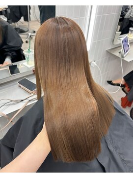 オニキス 原宿(ONYX) e84髪質改善トリートメントブリーチなしダブルカラーベージュ