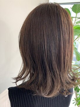 シア(sia) 透け感グレージュ☆