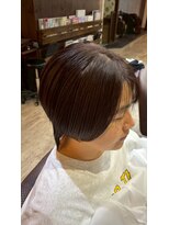 ビーチェ 小岩(Bice)&nbsp;ウルフレイヤー×毛流れショートボブ×自然になじむ白髪ぼかし