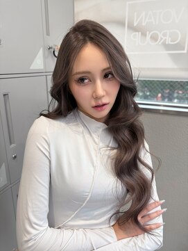 リリー(Lilley) 【稲永麻衣】コリエク+羽エクステ+ロングヘア+ブリーチ+韓国ヘア