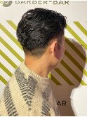 ビジネス爽やかナチュラルパーマスタイル
