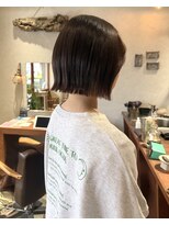 ウツギ(UTSUGI) 切りっぱなしボブ