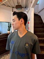 ビーバイエイトジェンツ(Bee by EIGHT GENTS)&nbsp;波巻きツイストスパイラル/リバースセンターパート/心斎橋