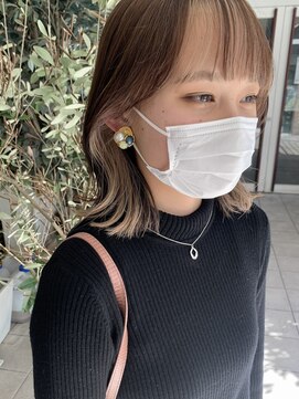 デイジー(Daisy) 天神/大名/インナーカラー/ベージュ/ボブ