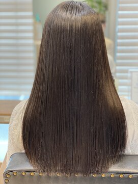 ヘアーアンドメイク アシュレ(Hair&Make assur'e) サラ艶ストレート