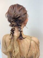 ブルーム(the Bloom)&nbsp;【ゆるふわ】ツイン編み下ろし[木更津/ブリーチ/ダブルカラー］