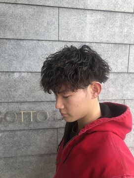 ゴットラトゥール(GOTTO LATOUR) 波巻きパーマ/ツイスパ/波巻きツイスパ/メンズパーマ/ツイスト