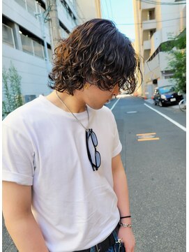 ヘアガーデン オフ(hair garden off) ミディアム×波巻きスパイラル