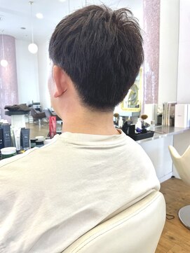 コワファースト 別府 ソフト刈り上げショート