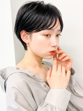 ヘアーズファイン(hair's fine) 20代30代前下がりショートツヤ感ボブウルフレイヤーカット