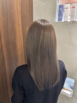 ニマルニーニー バイ ヤスオカ(2022 BY YASUOKA) 艶髪レイヤー