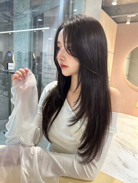 グロー 大宮(GLROW) ▲レイヤーカット顔まわり前髪矯正オリーブベージュharuhi