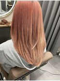 ピンクベージュ