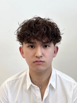 テンション(tension) ツイストスパイラルパーマツイストパーマメンズカット札幌大通