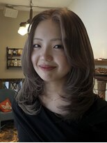 ヨナサン(Yona Saint) 海外風レイヤー