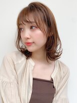 トゥーナ 表参道(tona)&nbsp;ミディアムレイヤー、外ハネボブ、グレージュ、脱白髪染め☆