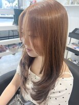 リルノーティス(Lil notice) 2カラーで作る高明度ベージュカラー