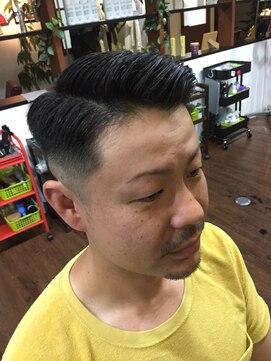 サンパ ヘア(Sanpa hair) barber7:3フェードスタイル