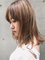 フィルムス 田町芝浦(FILMS)&nbsp;くすみベージュ/細めハイライト/ショート/白髪ぼかし/前髪/田町