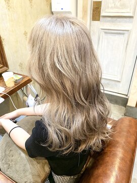 ジョージ(Jo-Ji) シルキーベージュ♯ハイライト♯インナー♯ブリーチ