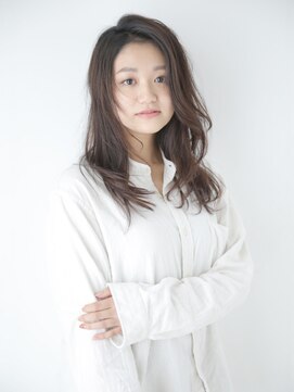 ビラデルソル ヘアー ラフな空気感のロングヘア