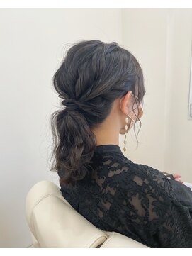 ファボ(favo.) 大人可愛いローポニー