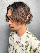 クオル 立川(QOL)&nbsp;センターパートかき上げツイストスパイラルパーマツーブロック