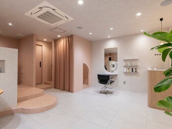 スア(sua)の写真/２席だけのプライベート空間。周りを気にせず、ゆったりとした時間の中で解放感をご堪能ください―♪
