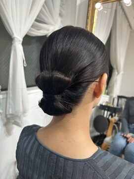 セット アンド バイ ルゥーダ 品川駅前店(SET and..by Rouxda.) リボンシニヨン