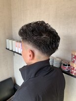 トリコ(ToricO)&nbsp;バロックパーマフェザーパーマ刈り上げショートブルーグレー